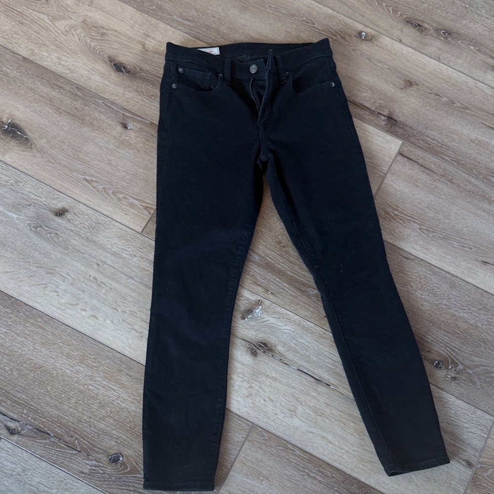 GAP Women's Classic Black Skinny Jeans